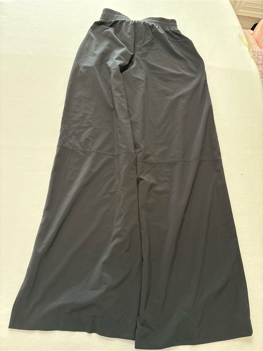 Lululemon Swift Wide-Leg Mia-Rise
Pant *Full Length
Black - Picture 11 of 13